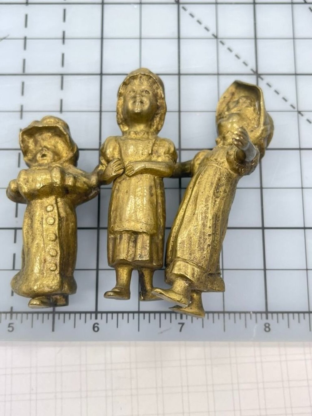 Brass Three Sisters Figurine, Girls in Bonnets, Victorian Style Miniature Statue - Picture 4 of 5